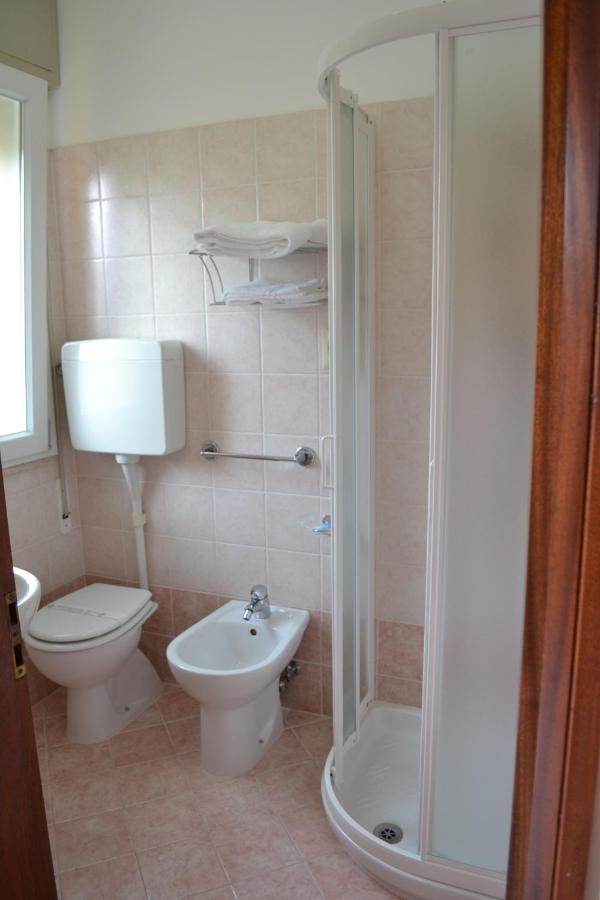 Hotel Zanella Cervia Bagian luar foto