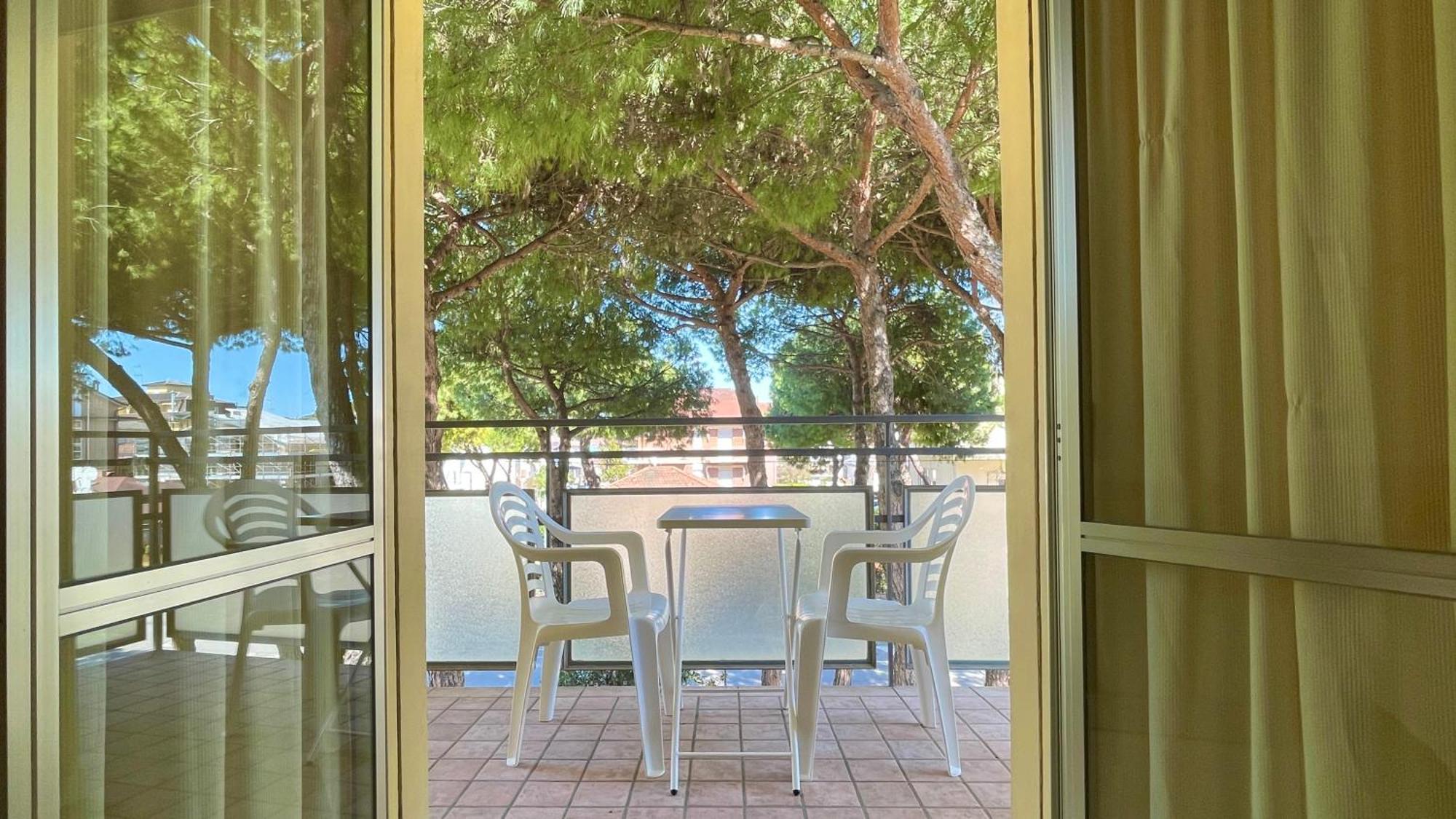 Hotel Zanella Cervia Bagian luar foto